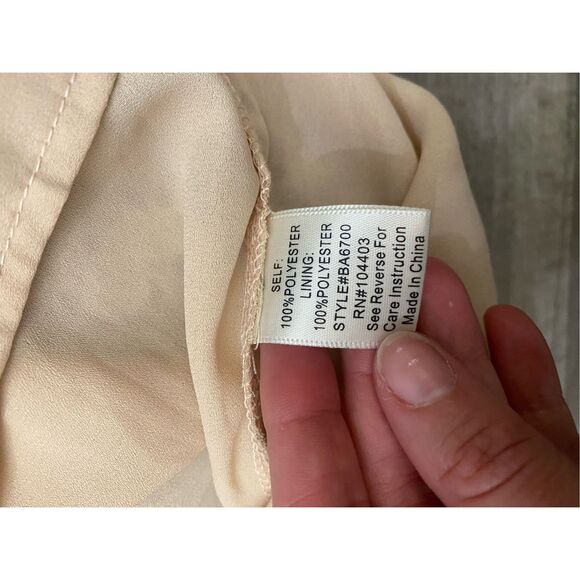 BLU PEPPER Haltered Neck Lace Dress- Icy Blue Nude Slip, Size Medium* - Picture 8 of 8